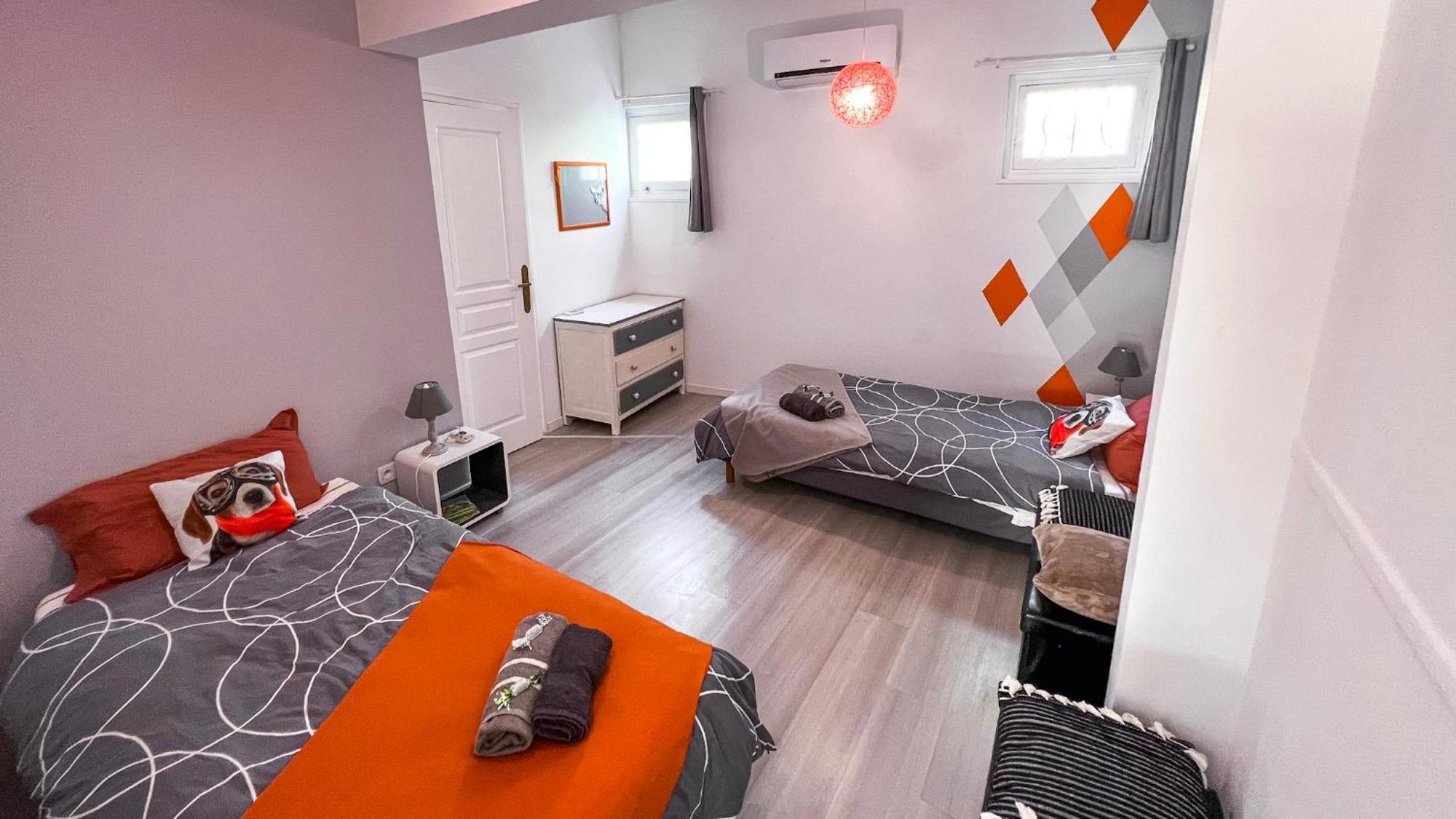 Reve D'Azur, 2 Chambres, Maison Julia En Bord De Mer A La Nartelle, Piscine Partagee, Parking & Terrasse Bbq, Wifi Et Draps Inclus Plage A Pied Sainte-Maxime Dış mekan fotoğraf
