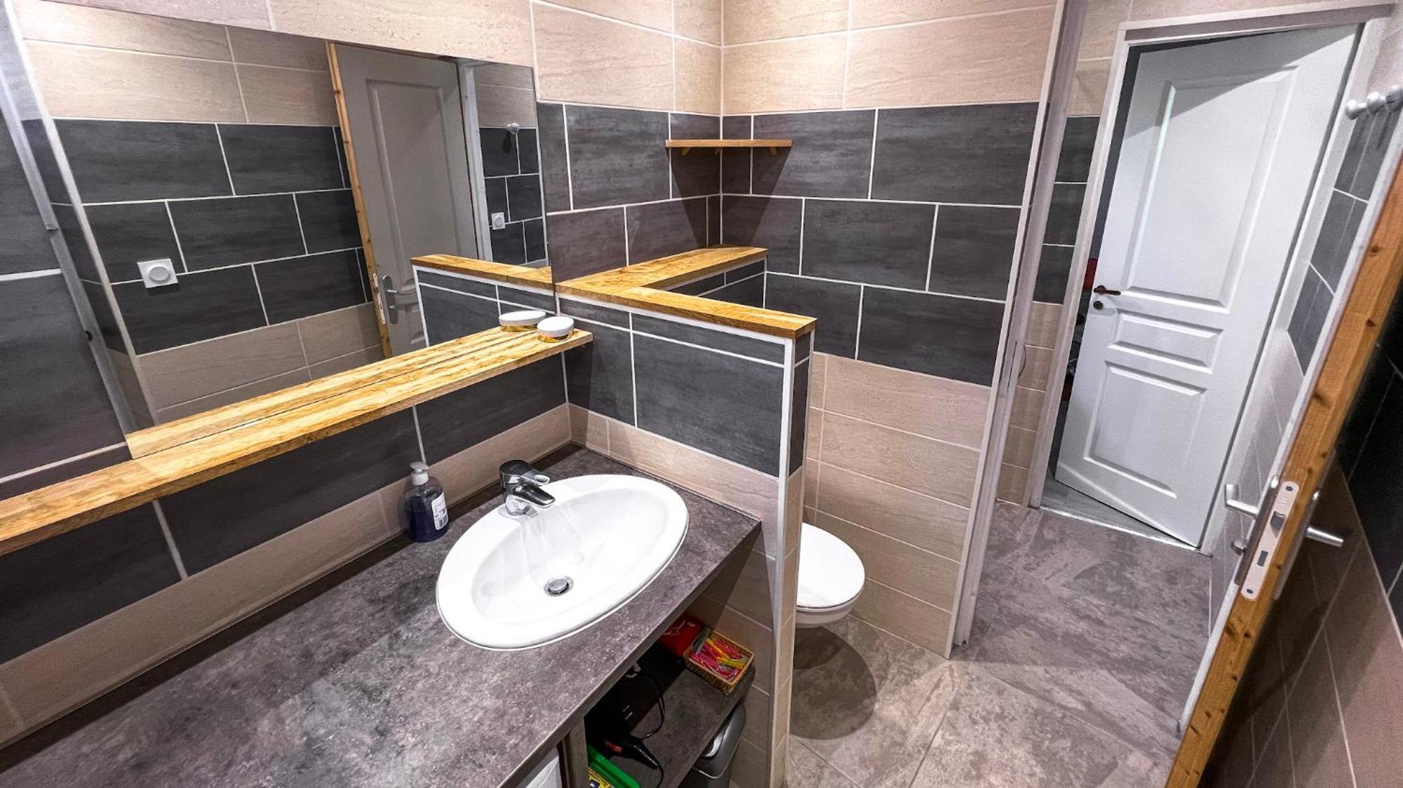 Reve D'Azur, 2 Chambres, Maison Julia En Bord De Mer A La Nartelle, Piscine Partagee, Parking & Terrasse Bbq, Wifi Et Draps Inclus Plage A Pied Sainte-Maxime Dış mekan fotoğraf
