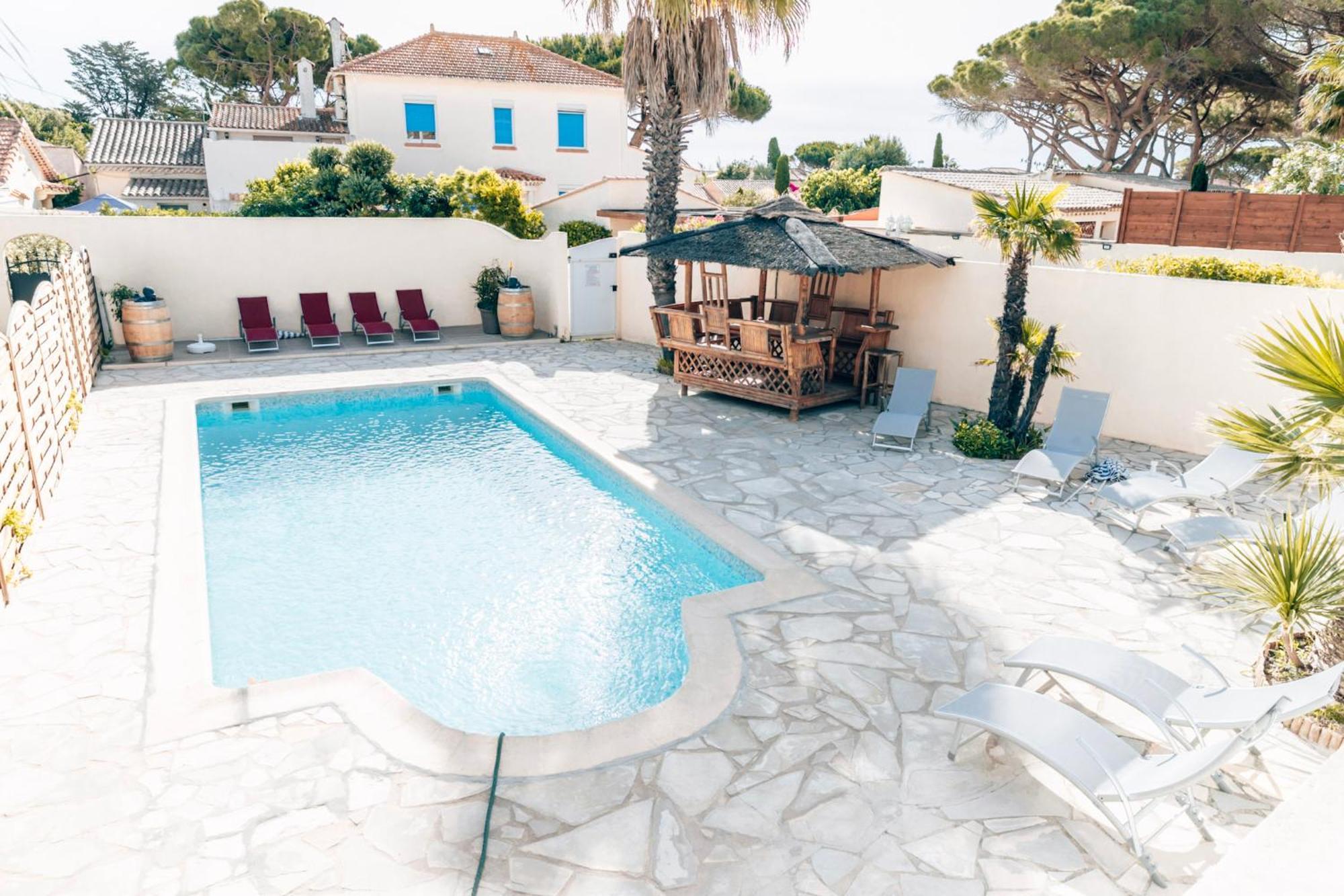 Reve D'Azur, 2 Chambres, Maison Julia En Bord De Mer A La Nartelle, Piscine Partagee, Parking & Terrasse Bbq, Wifi Et Draps Inclus Plage A Pied Sainte-Maxime Dış mekan fotoğraf