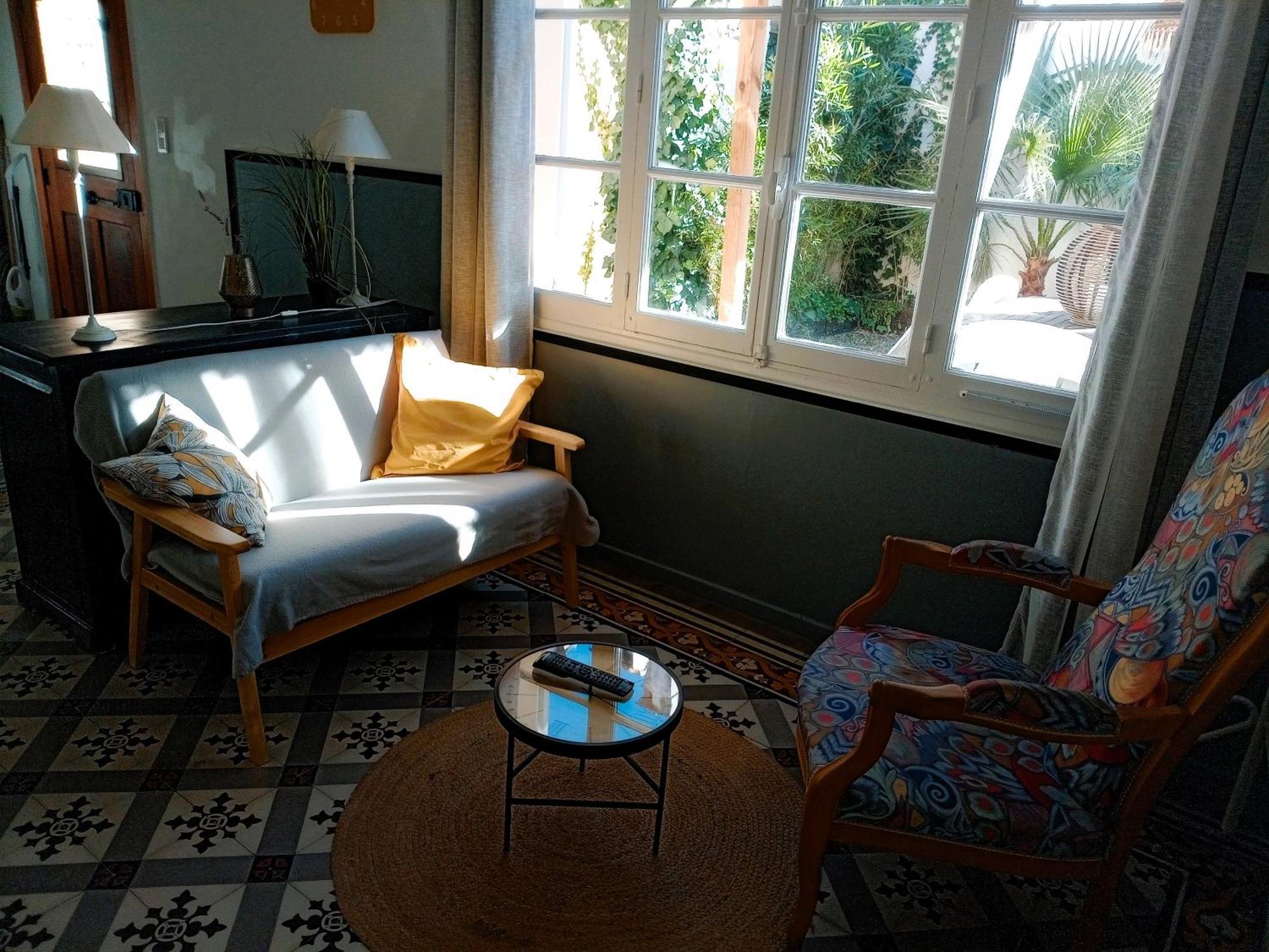 Reve D'Azur, 2 Chambres, Maison Julia En Bord De Mer A La Nartelle, Piscine Partagee, Parking & Terrasse Bbq, Wifi Et Draps Inclus Plage A Pied Sainte-Maxime Dış mekan fotoğraf